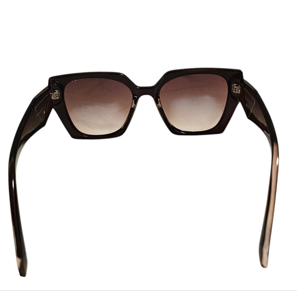 NWT✨PRADA✨Authentic Bordeaux Brown Sunglasses with Gold Iconic Logo - Picture 10 of 16